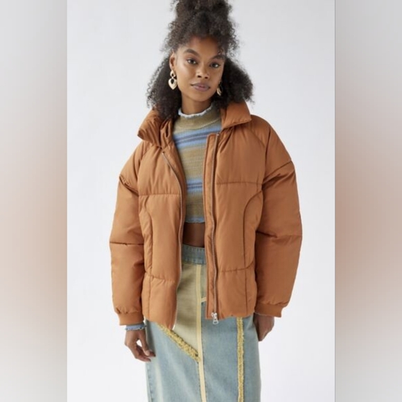 Urban Outfitters Izzy Hooded Puffer Jacket - Picture 2 of 9